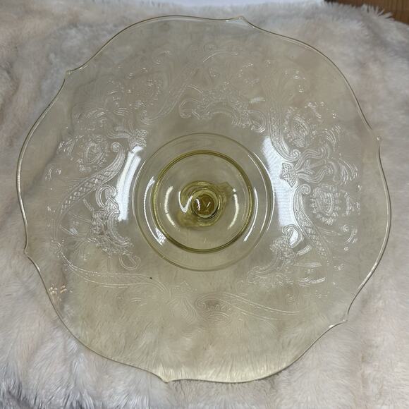 Lancaster Glass Elegant Landrum Topaz Yellow Cut Design Center Handle Tray 1932 - Picture 6 of 6